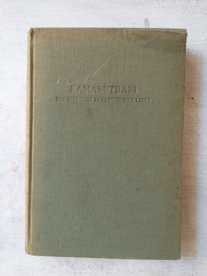 Libro usado en venta: Biggles en la jungla de Capitan W. E. Johns; editorial Zig - Zag impreso en 1955 realizamos envios a todo el mundo.2