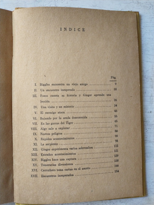 Libro usado en venta: Major Thompson lives in France de Pierre Daninos; editorial Jonathan Cape impreso en 1955 realizamos envios a todo el mundo.2