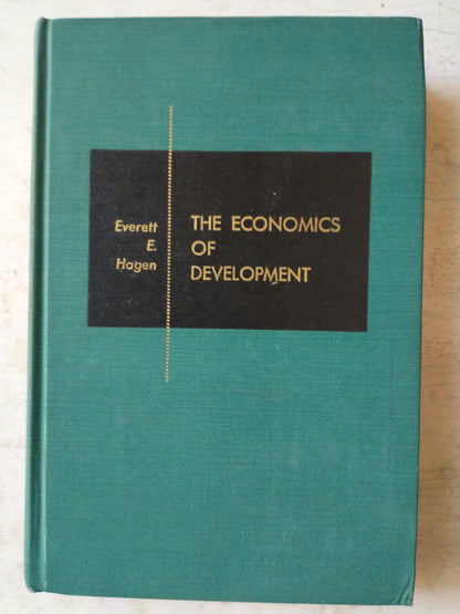 Libro usado en venta: The economics of development de Everett E. Hagen; editorial Richard D. Irwin impreso en 1969 realizamos envios a todo el mundo.1