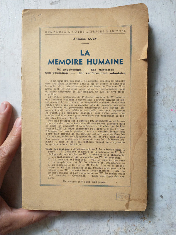 Libro usado en venta: Methode pratique de divination chinoise par le "Yi-king"; editorial Les editions Vega impreso en 1950 envios a todo el mundo.2