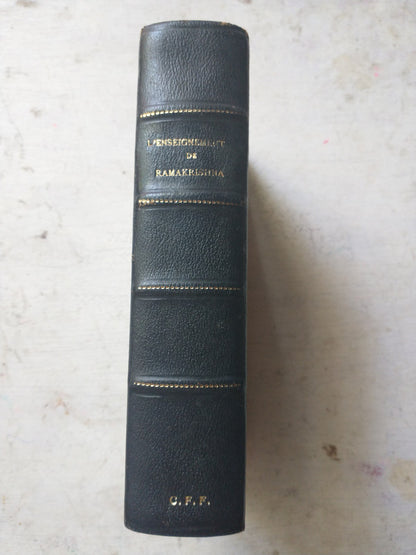 Libro usado en venta: L'enseignement secret au dela du yoga de Paul Brunton; editorial Payot impreso en 1951 realizamos envios a todo el mundo.2
