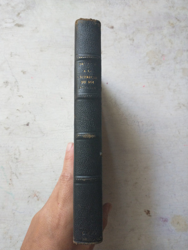 Libro usado en venta: Initiations de Sedir; editorial Amities Spirituelles realizamos envios a todo el mundo.2