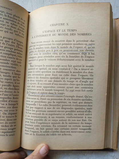 Libro usado en venta: Les elements spirituels des nombres de E. Bindel; editorial Payot impreso en 1960 realizamos envios a todo el mundo.3