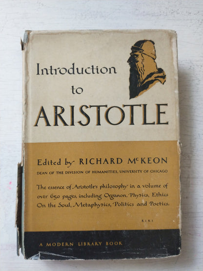 Libro usado en venta: Introduction to Aristotle de Richard McKeon; editorial Random House impreso en 1947 realizamos envios a todo el mundo.1