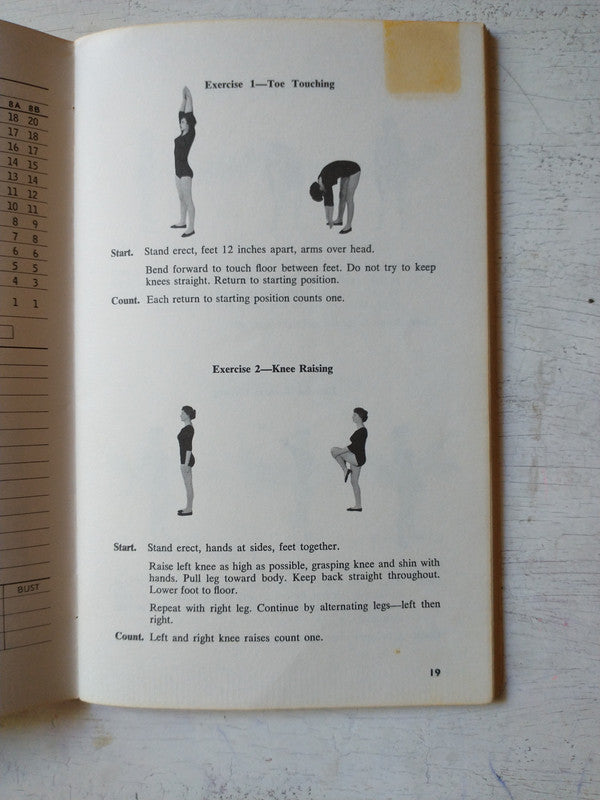 Libro usado en venta: Royal Canadian Air force - Exercise plans; editorial Crown impreso en 1962 realizamos envios a todo el mundo.3