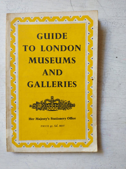 Libro usado en venta: Guide to London museums and galleries; editorial Phaidon art Books impreso en 1968 realizamos envios a todo el mundo.1
