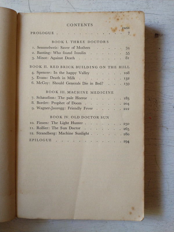Libro usado en venta: The Vivisector de Patrick White; editorial Penguin Books impreso en 1977 realizamos envios a todo el mundo.2
