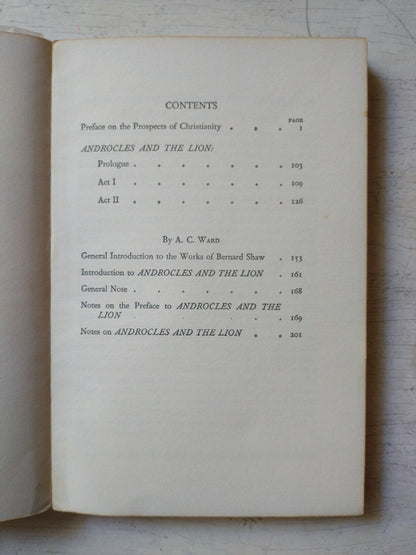 Libro usado en venta: Androcles and the Lion de George Bernard Shaw; editorial Longman impreso en 1968 realizamos envios a todo el mundo.3