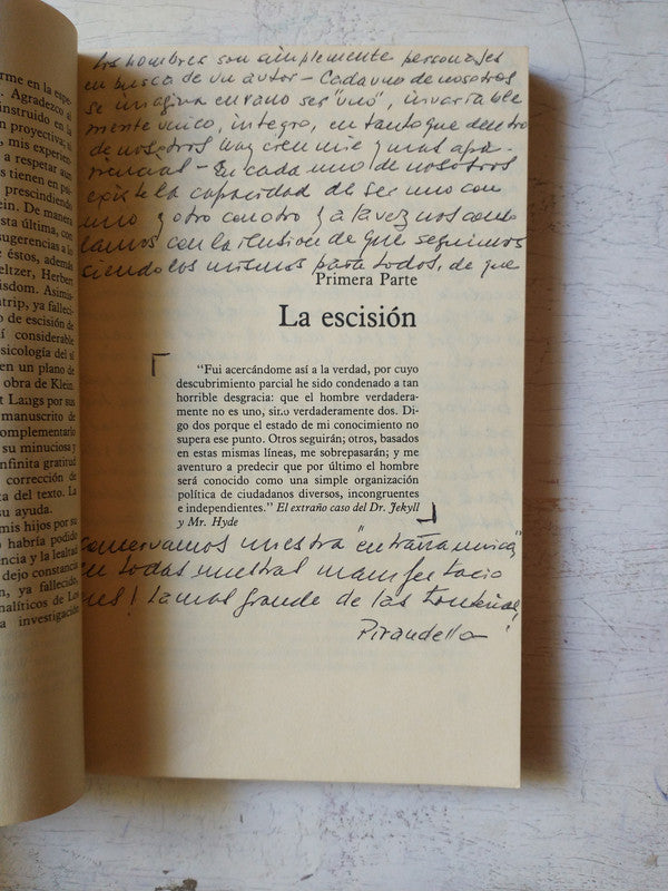 Libro usado en venta: Identificacion proyectiva y escision de James S. Grotstein; editorial Gedisa impreso en 1983 realizamos envios a todo el mundo.4
