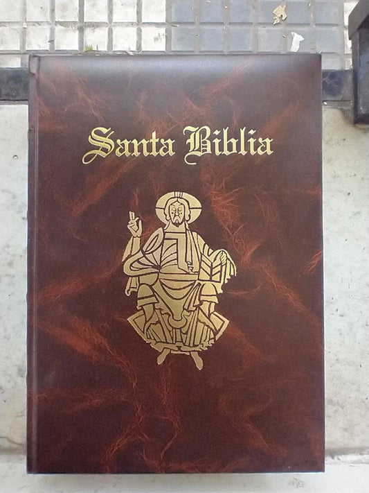 Libro usado en venta: Santa Biblia; editorial GR.U.P.O. S.A. impreso en 1997 realizamos envios a todo el mundo.1