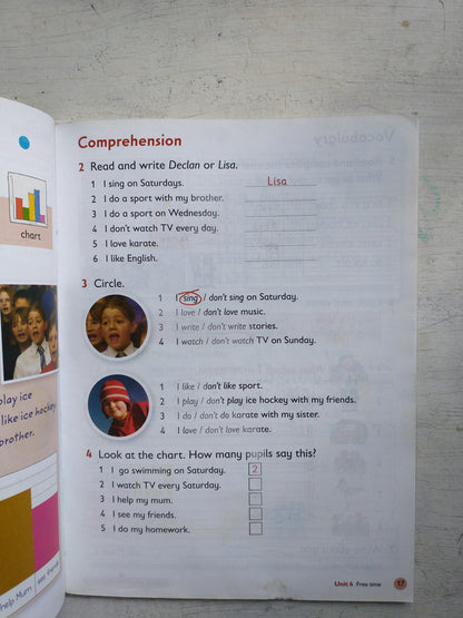Libro usado en venta: Reading and writing 4 de Tamzin Thompson; editorial Oxford University Press impreso en 2018 realizamos envios a todo el mundo.2
