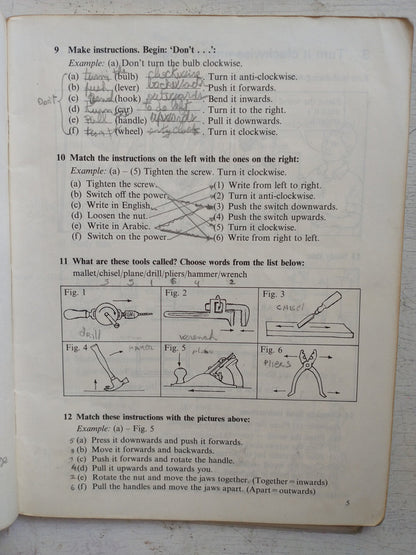 Libro usado en venta: English for technical students 2 de David Bonamy; editorial Longman impreso en 1986 realizamos envios a todo el mundo.4