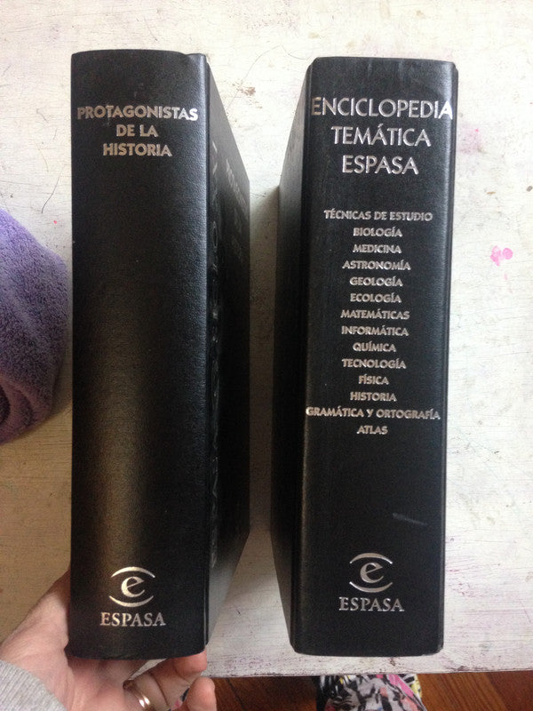 Libro usado en venta: Espasa Siglo XXI; editorial Espasa - Calpe impreso en 2000 realizamos envios a todo el mundo.5