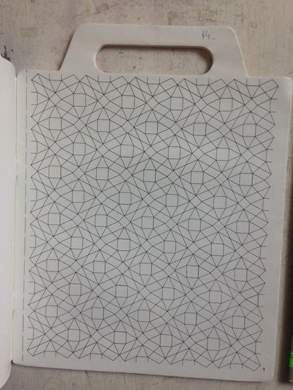 Libro usado en venta: Qualita - Sc?nes d'Objets a l'Italienne; editorial Du May impreso en 1997 realizamos envios a todo el mundo.2