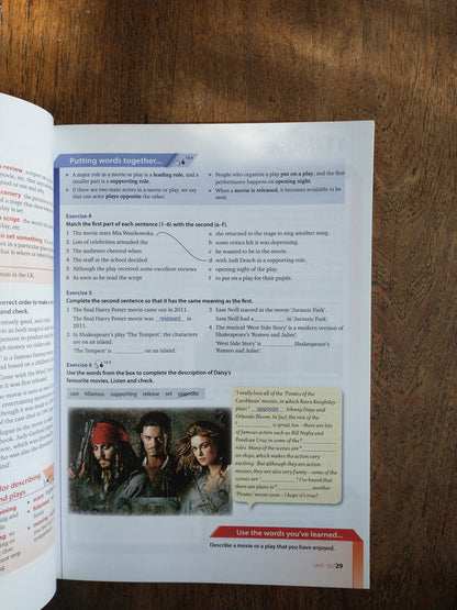 Libro usado en venta: Richmond Vocabulary Builder B2 (with answers) de E. Walter - K. Woodford; editorial Richmond impreso en 2013.2
