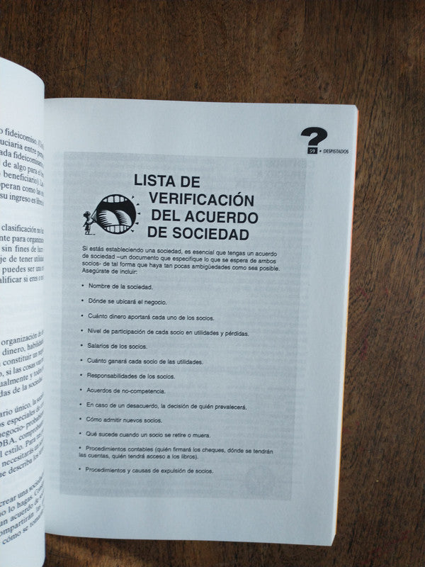Libro usado en venta: Pandemia y otros nueve pasos al abismo de Federico Buccino; editorial Pasoborgo impreso en 2016 envios a todo el mundo.2