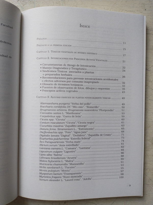 Libro usado en venta: Guia no oficial de House de Barbara Barnett; editorial Selector impreso en 2011 realizamos envios a todo el mundo.2