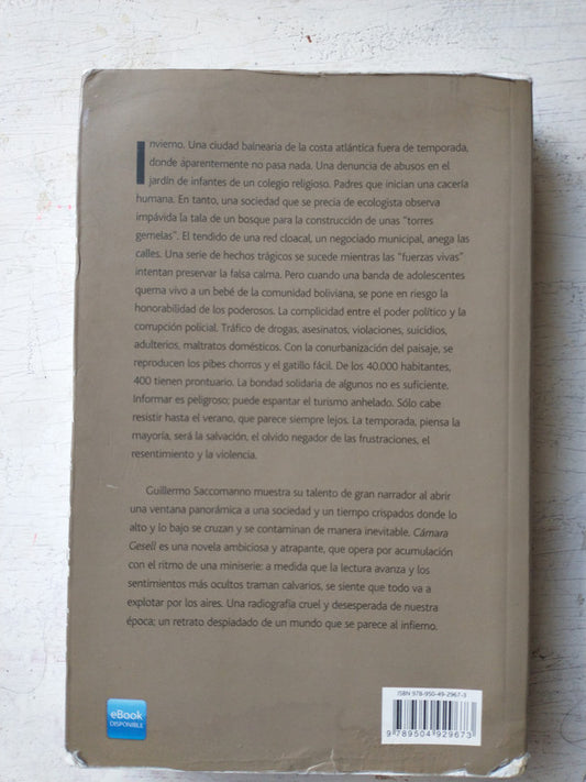 Libro usado en venta: Confieso que he vivido de Pablo Neruda; editorial DeBolsillo impreso en 2003 realizamos envios a todo el mundo.2