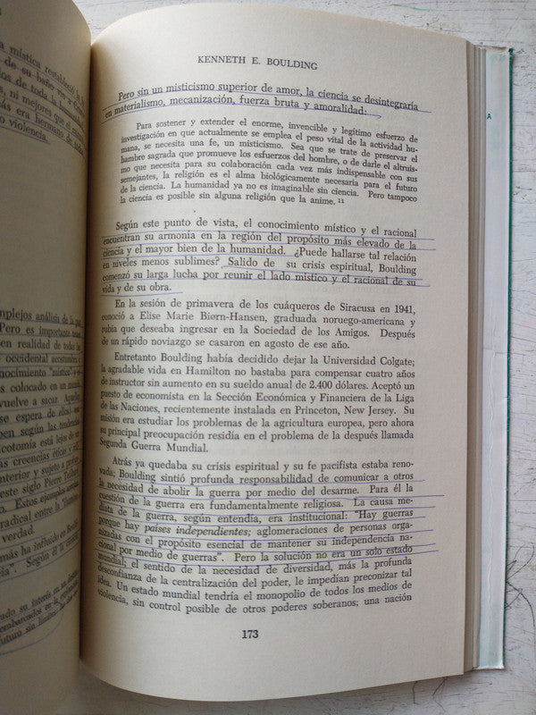 Libro usado en venta: Instrumental para el estudio de la economia argentina de Ricardo J. Ferruci; editorial Eudeba impreso en 1984.2