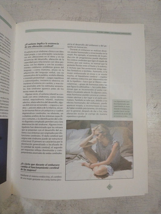 Libro usado en venta: Los hombres y mujeres que cambiaron al mundo (En carpeta contenedora) de Biografias imprescindibles Clarin; editorial AGEA 1.2