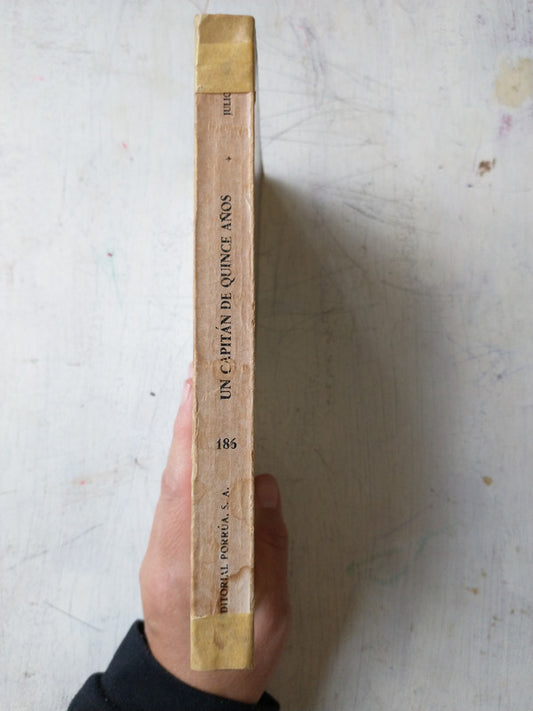 Libro usado en venta: Cronicas de heroes y bandidos de Andres Oppenheimer; editorial Grijalbo impreso en 1998 realizamos envios a todo el mundo.2