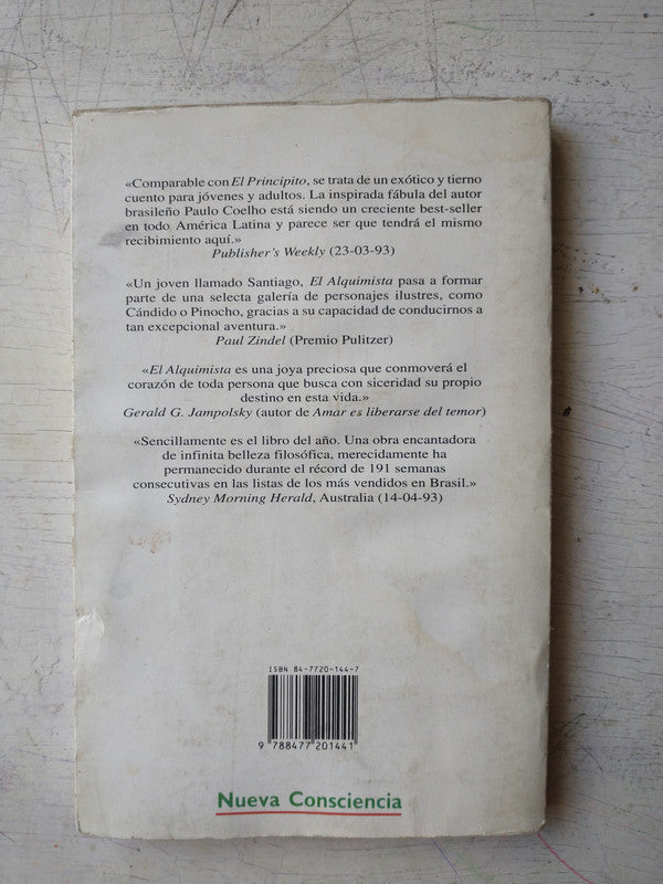 Libro usado en venta: El alquimista de Paulo Coelho; editorial Obelisco impreso en 1996 realizamos envios a todo el mundo.3