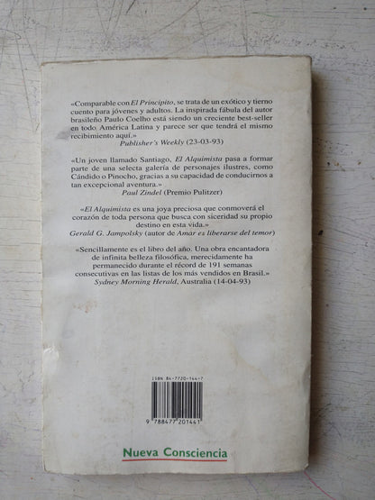 Libro usado en venta: El alquimista de Paulo Coelho; editorial Obelisco impreso en 1996 realizamos envios a todo el mundo.3