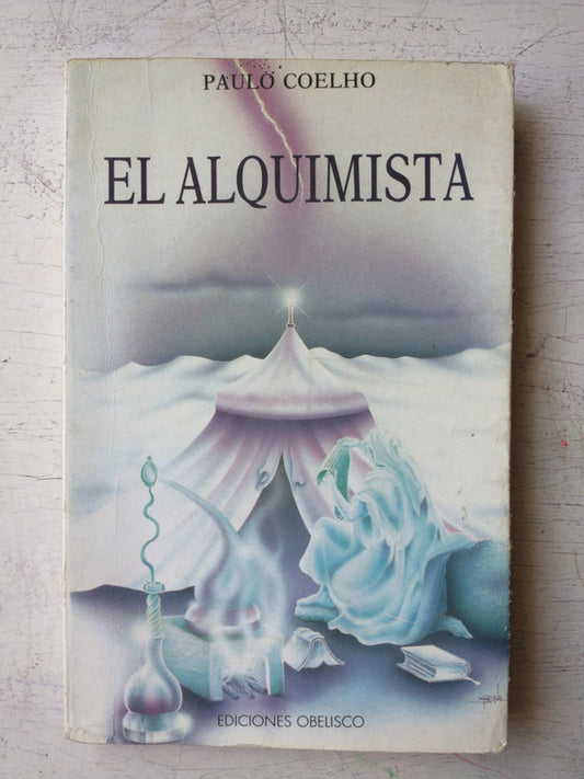 Libro usado en venta: El alquimista de Paulo Coelho; editorial Obelisco impreso en 1996 realizamos envios a todo el mundo.1