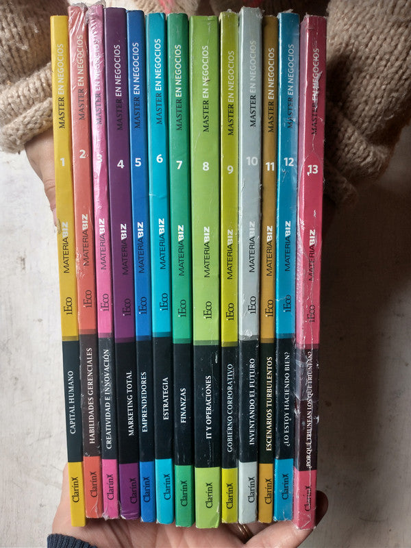 Libro usado en venta: Master en negocios: Capital humano; editorial AGEA impreso en 2009 realizamos envios a todo el mundo.2