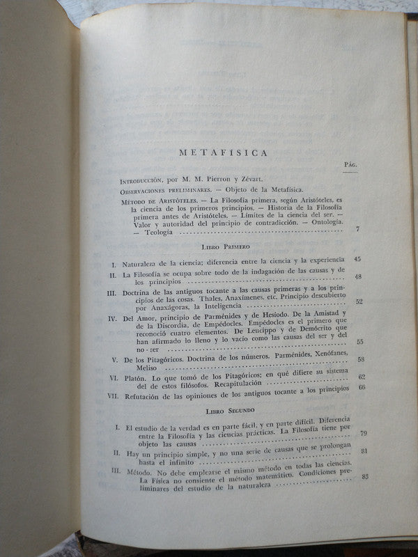 Libro usado en venta: Obras completas de Aristoteles (4 Tomos); editorial Anaconda impreso en 1947 realizamos envios a todo el mundo.3