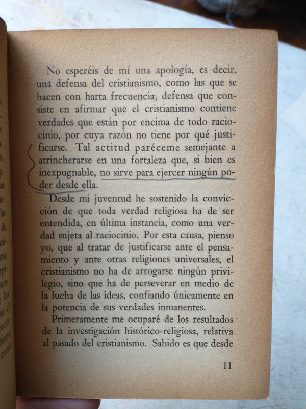 Libro usado en venta: El cristianismo y las religiones universales de Albert Schweitzer; editorial La Aurora impreso en 1950 envios a todo el mundo.3