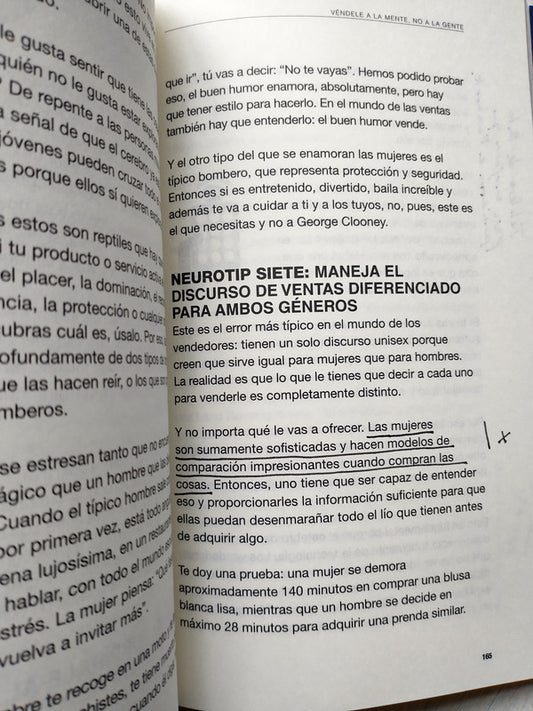 Libro usado en venta: La Universidad Privada Argentina; editorial Libros del Zorzal impreso en 2007 realizamos envios a todo el mundo.2