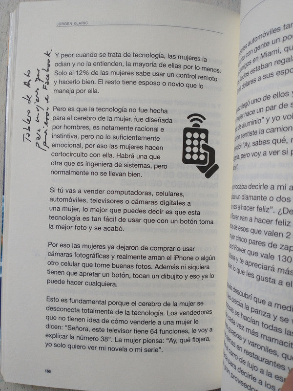 Libro usado en venta: Vendele a la mente, no a la gente de Jurgen Klaric; editorial Paidos impreso en 2016 realizamos envios a todo el mundo.2