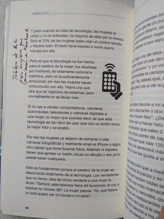 Libro usado en venta: Vendele a la mente, no a la gente de Jurgen Klaric; editorial Paidos impreso en 2016 realizamos envios a todo el mundo.2