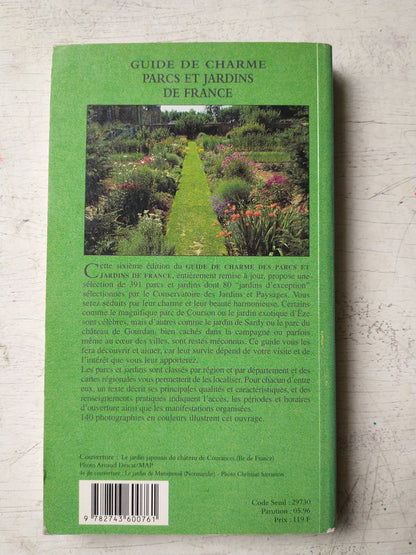 Libro usado en venta: Guide de Charme parcs et jardins de France de Philippe Thebaud; editorial Rivages impreso en 1996 envios a todo el mundo.3