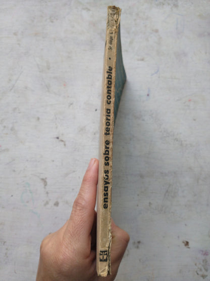 Libro usado en venta: Costos de produccion de Osvaldo Aimar Franco; editorial El Coloquio impreso en 1976 realizamos envios a todo el mundo.2