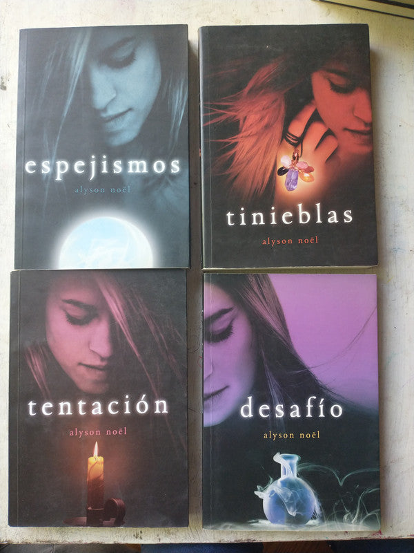 Libro usado en venta: Saga ELLAS (4 Tomos) de Alyson Noel; editorial Montena impreso en 2012 realizamos envios a todo el mundo.1