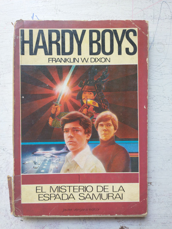 Libro usado en venta: El misterio de la espada Samurai de Hardy Boys - Franklin W. Dixon; editorial Javier Vergara realizamos envios a todo el mundo.1