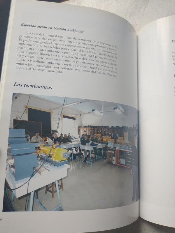 Libro usado en venta: Escuela Superior Tecnica 1930-1980 de Ejercito Argentino; editorial Sofos impreso en 1980 realizamos envios a todo el mundo.2