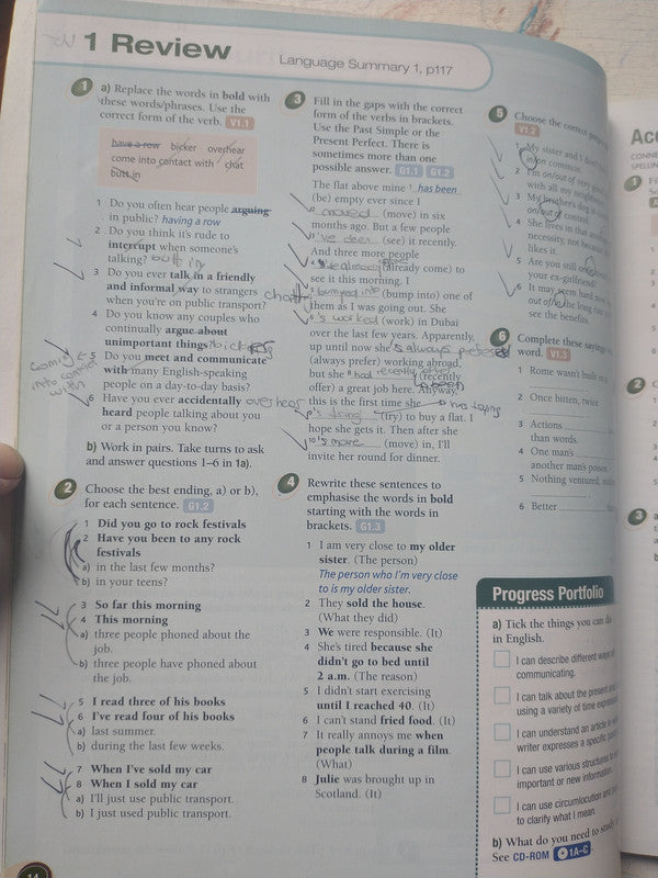 Libro usado en venta: Face2face Advanced (Student's and Workbook (Con CD) de Cunningham - Bell - Chris Redston; Cambridge University Press 20101.3