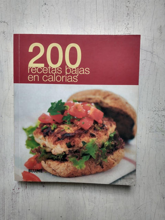 Libro usado en venta: 200 Recetas bajas en calorias; editorial Blume impreso en 2015 realizamos envios a todo el mundo.1