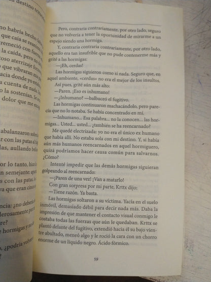 Libro usado en venta: Maldito Karma de David Safier; editorial Seix Barral impreso en 2010 realizamos envios a todo el mundo.3