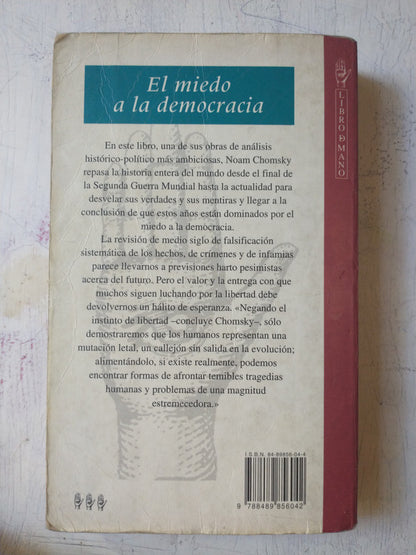 Libro usado en venta: Aqu? cada cual con sus cosas de Yellow Mellow; editorial Temas de Hoy impreso en 2015 realizamos envios a todo el mundo.2