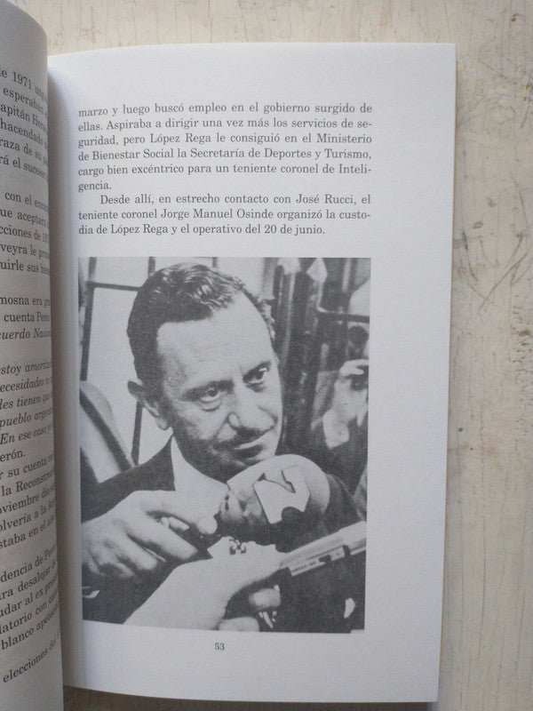 Libro usado en venta: Ezeiza de Horacio Verbitsky; editorial Planeta impreso en 1998 realizamos envios a todo el mundo.2
