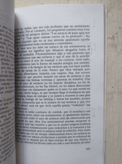 Libro usado en venta: Sociedad y personalidad de Tamostsu Shibutani; editorial Paidos impreso en 1971 realizamos envios a todo el mundo.2