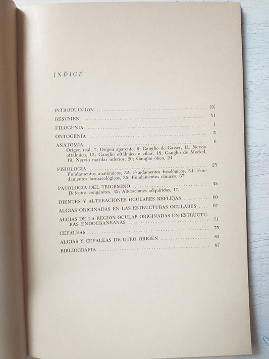 Libro usado en venta: Fotogeologia aplicada de Henry S. de Romer; editorial Eudeba impreso en 1969 realizamos envios a todo el mundo.2