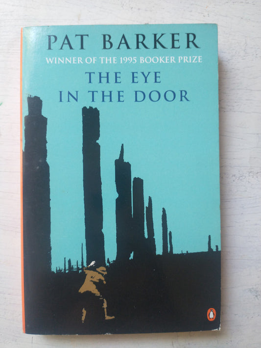 Libro usado en venta: The eye in the door de Pat Barker; editorial Penguin Books impreso en 1994 realizamos envios a todo el mundo.1
