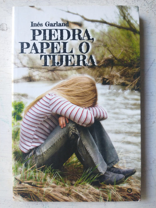 Libro usado en venta: Piedra, papel o tijera de Ines Garland; editorial Santillana impreso en 2015 realizamos envios a todo el mundo.1