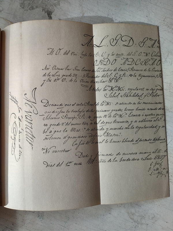 Libro usado en venta: Cuadernos de Teologia (5 Vol.); editorial Litodar impreso en 1986 realizamos envios a todo el mundo.2
