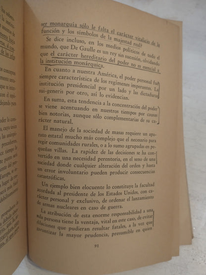 Libro usado en venta: Argentina monarquica o el huevo de Colon de Raul Torres de Tolosa; editorial Theoria impreso en 1966 envios a todo el mundo.3